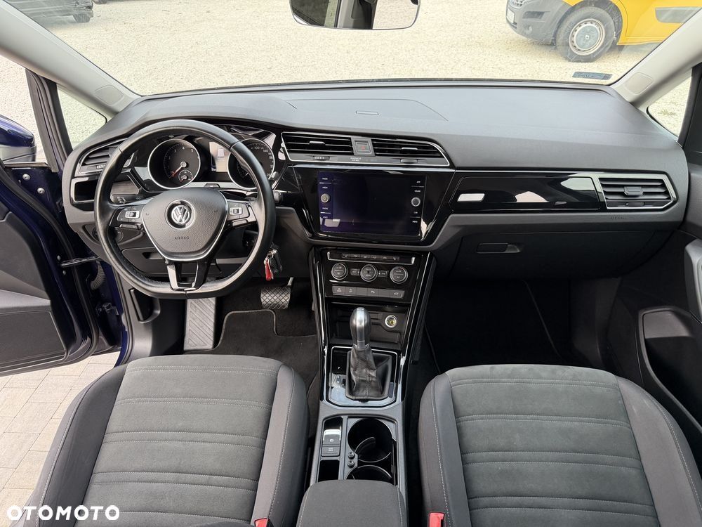 Volkswagen Touran 1.5 TSI EVO Highline DSG - 23