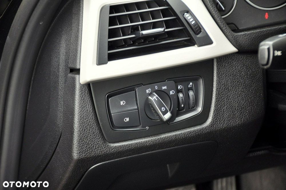BMW Seria 3 - 37