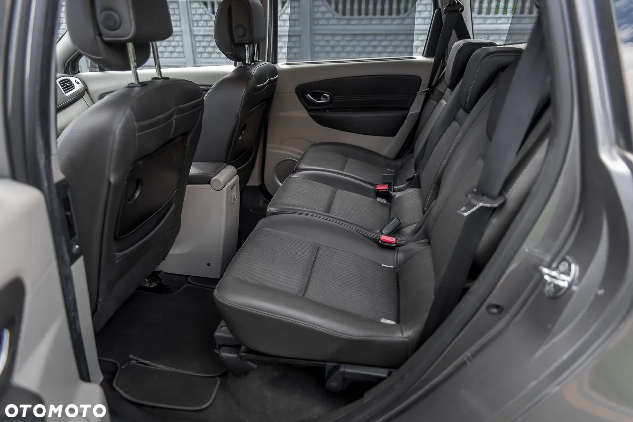 Renault Grand Scenic 2.0 dCi FAP Privilege - 20