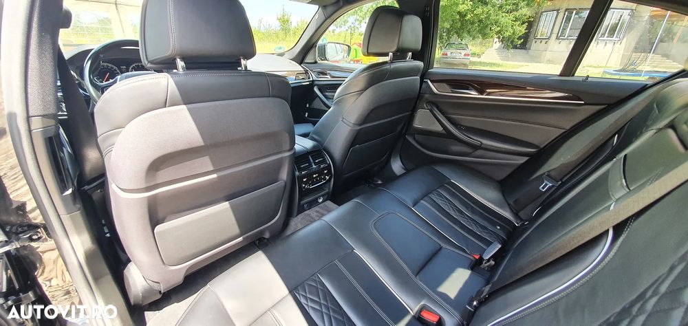 BMW Seria 5 540i xDrive Aut. Luxury Line - 8