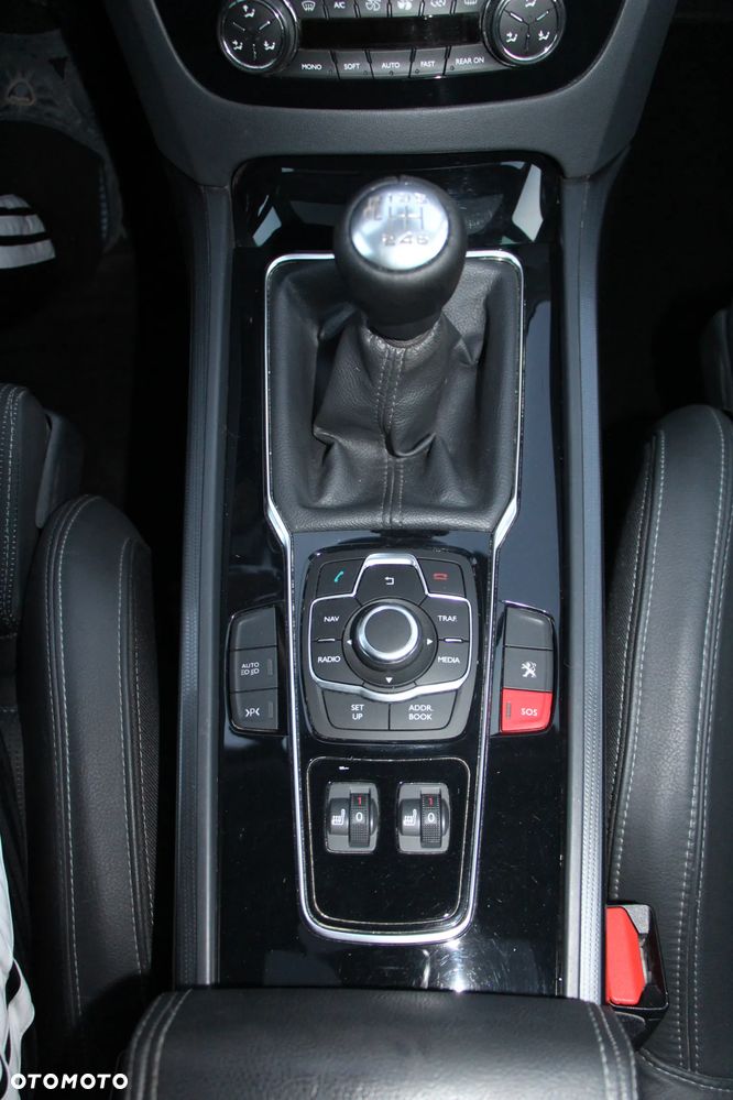 Peugeot 508 HDi FAP 165 Allure - 17