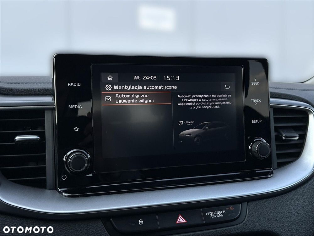 Kia Ceed 1.5 T-GDI M DCT - 26