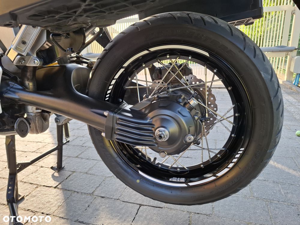 Yamaha XT - 28
