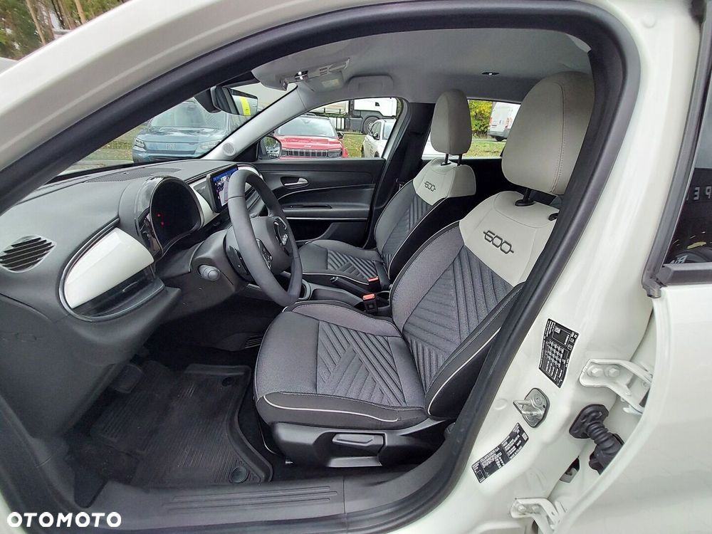 Fiat 600 - 12
