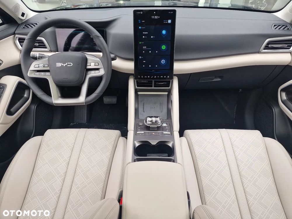 BYD Atto 2 45kWh Boost - 9