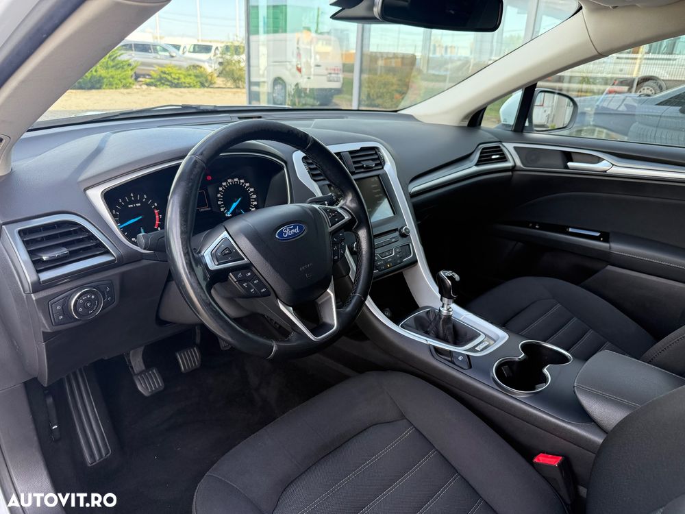 Ford Mondeo 1.5 EcoBoost Trend - 18