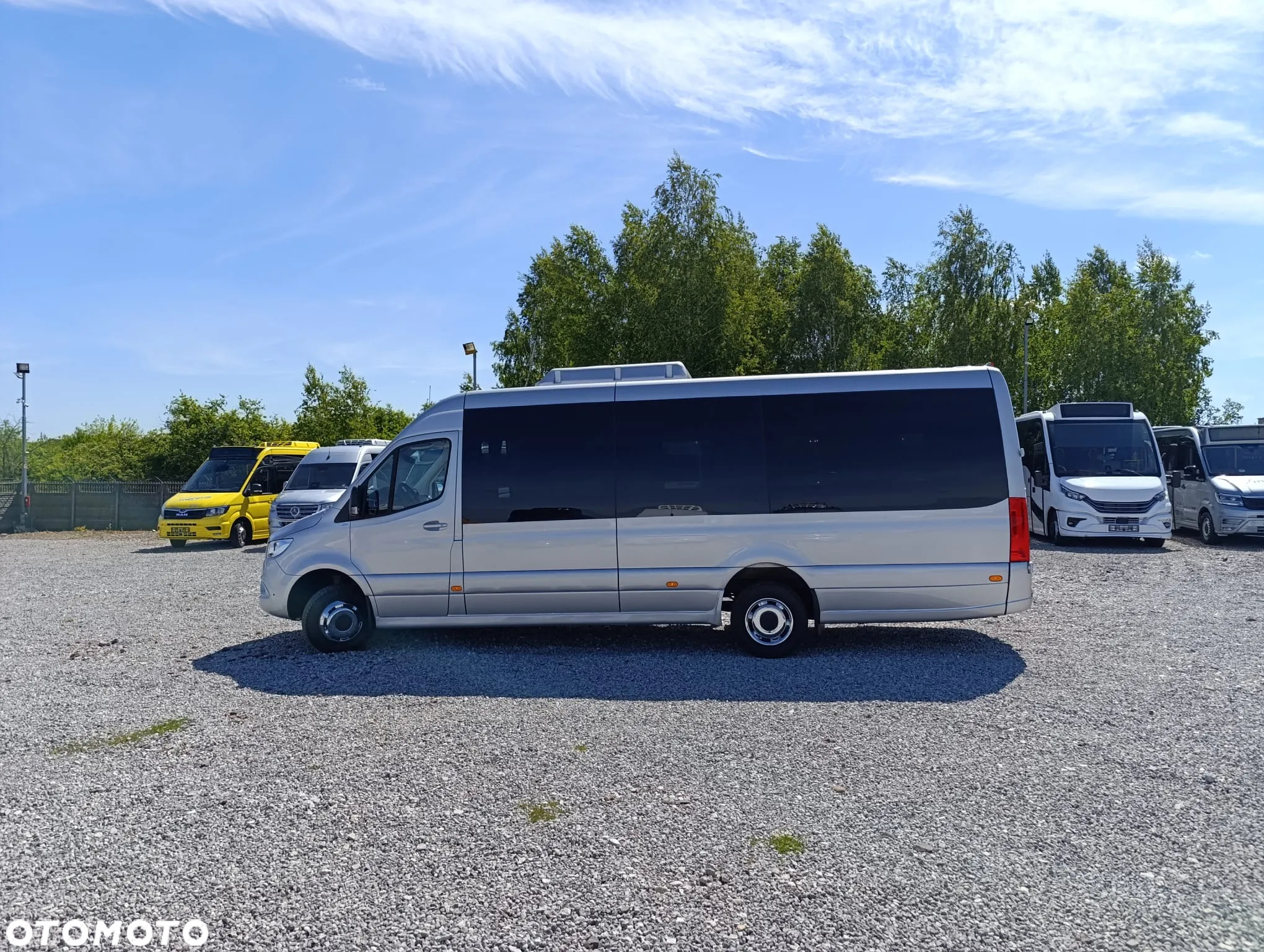 Mercedes-Benz Sprinter 517 - 9