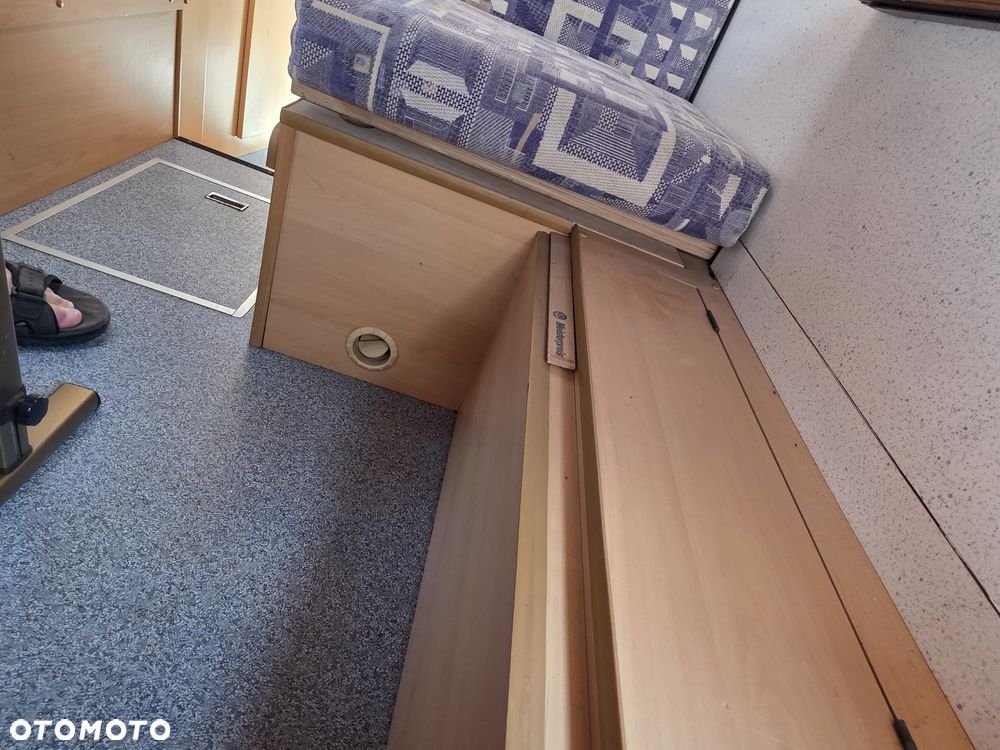 Mercedes-Benz Sprinter - 22