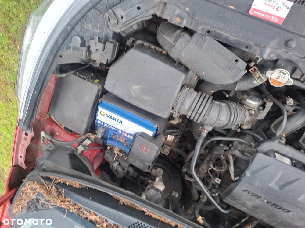 Kia Ceed - 16