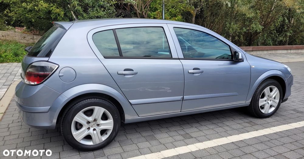 Opel Astra III 1.4 Enjoy - 8