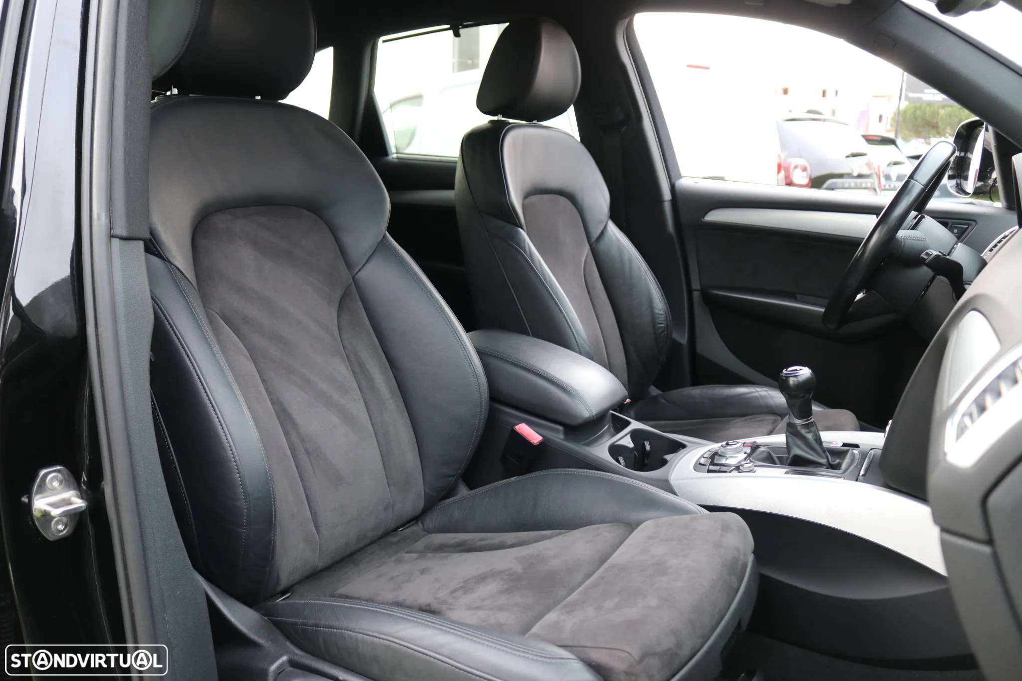 Audi Q5 2.0 TDi S-line - 46