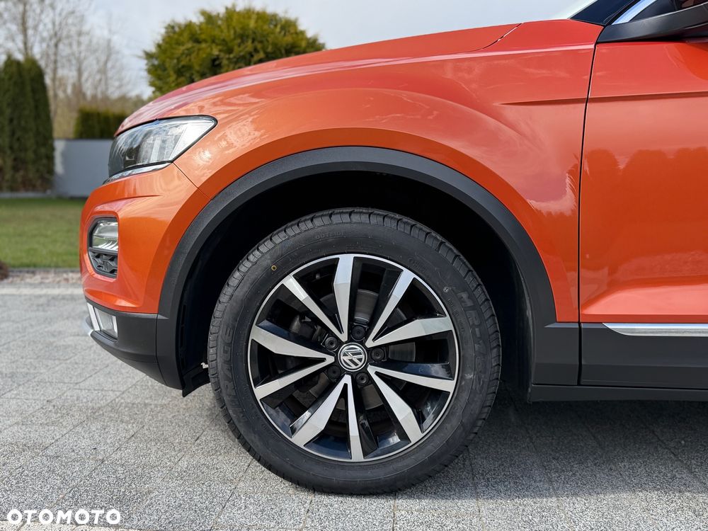 Volkswagen T-Roc - 10
