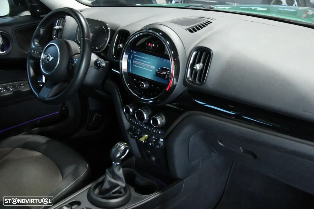 MINI Countryman Cooper SE ALL4 Auto - 3