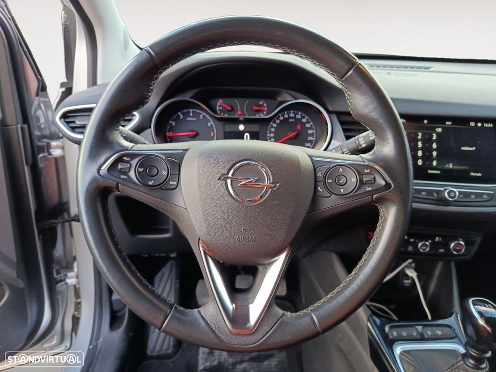 Opel Crossland 1.2 T Design & Tech - 12