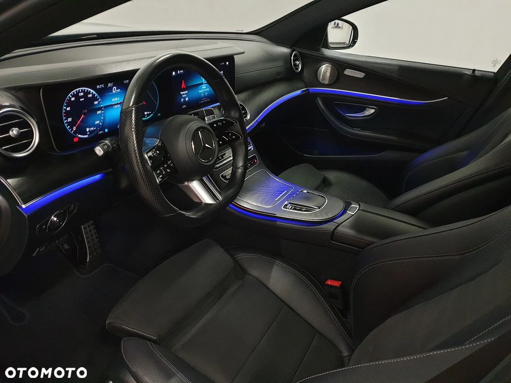 Mercedes-Benz Klasa E 300 de 4Matic 9G-TRONIC AMG Line - 9