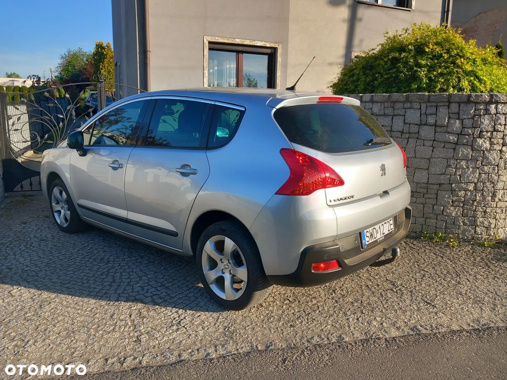 Peugeot 3008 1.6 HDi Premium - 4