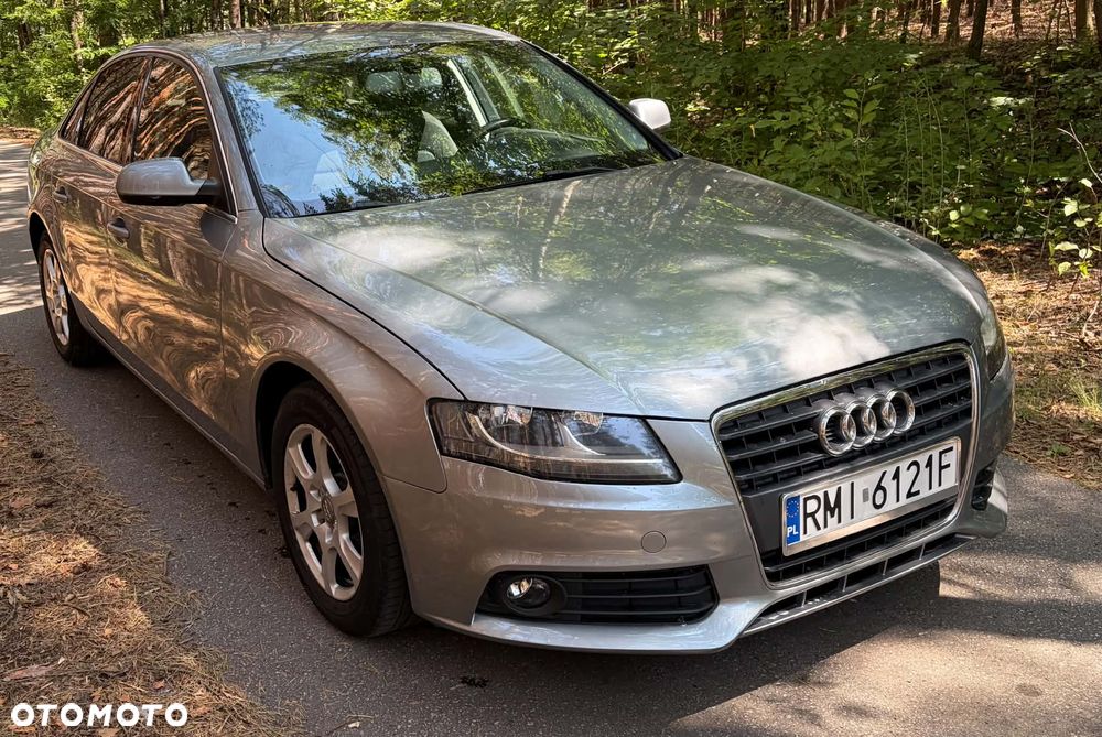Audi A4 Limousine - 3