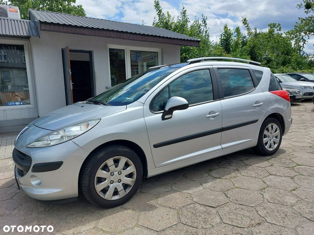 Peugeot 207 - 7