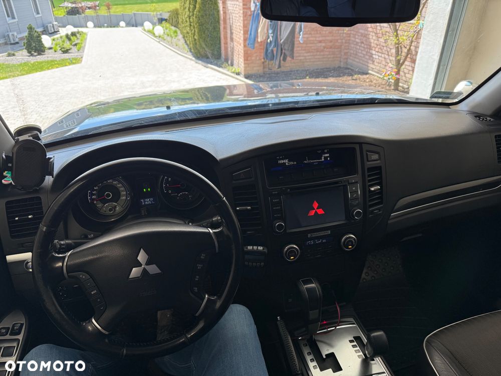 Mitsubishi Pajero 3.2 DID Intense - 17