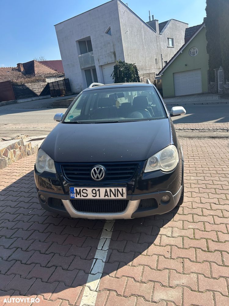 Volkswagen Polo - 2