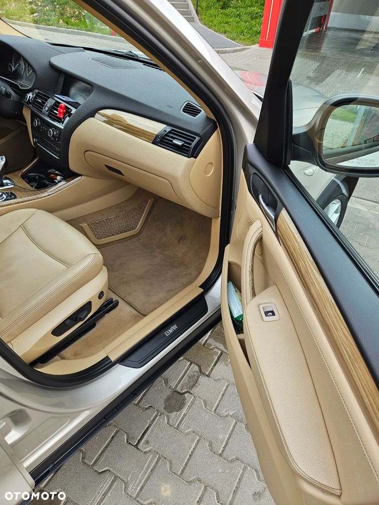 BMW X3 xDrive35i Sport-Aut - 17