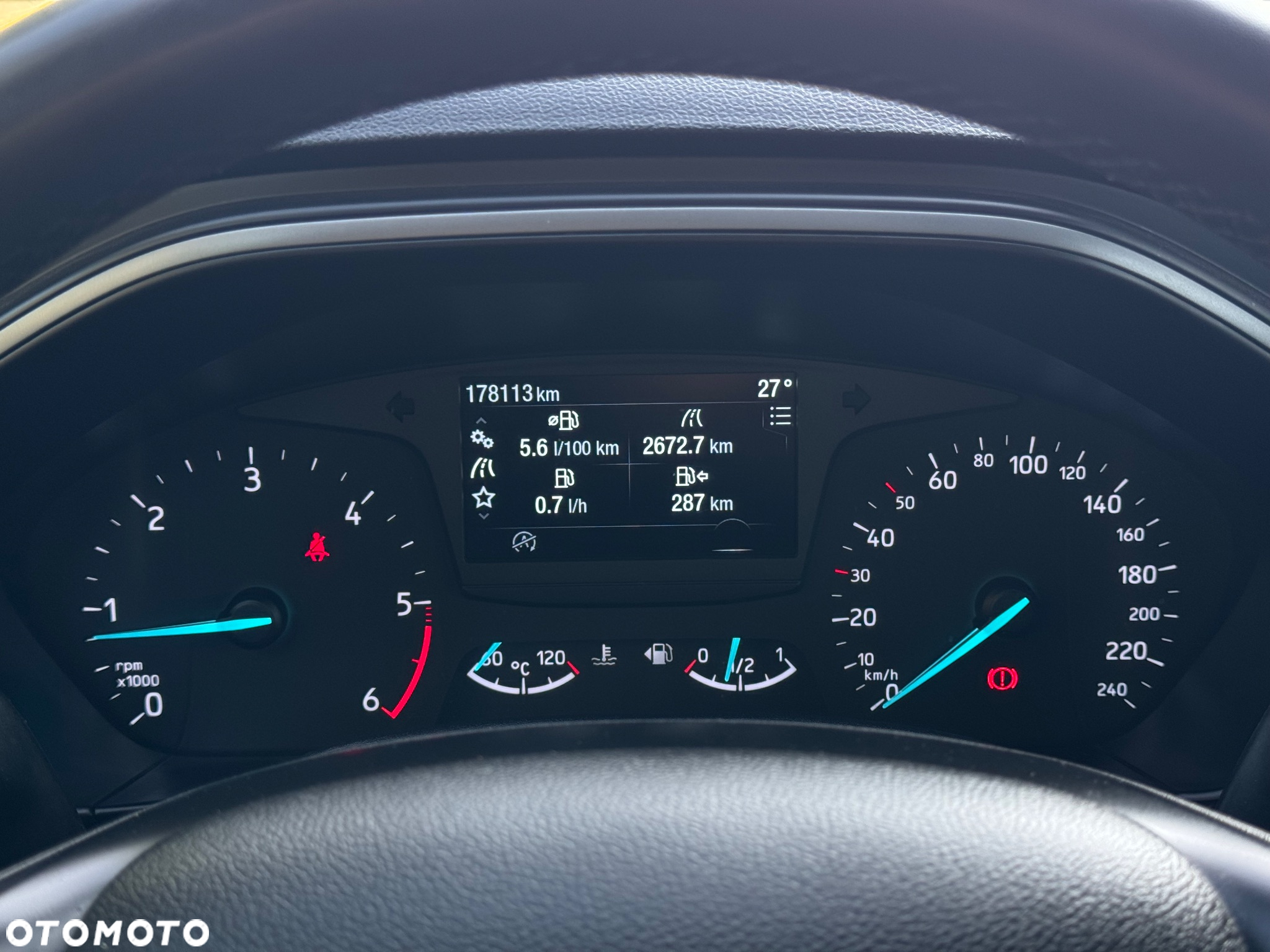 Ford Focus 1.5 EcoBlue Connected - 11
