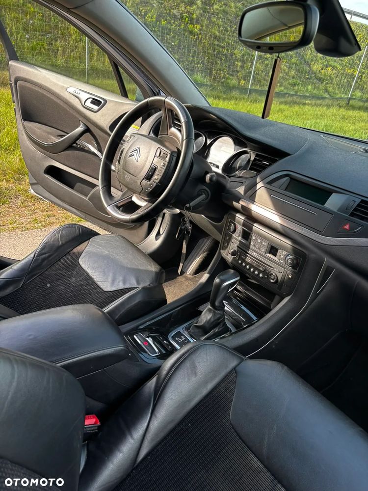 Citroën C5 3.0 HDi V6 Exclusive - 15