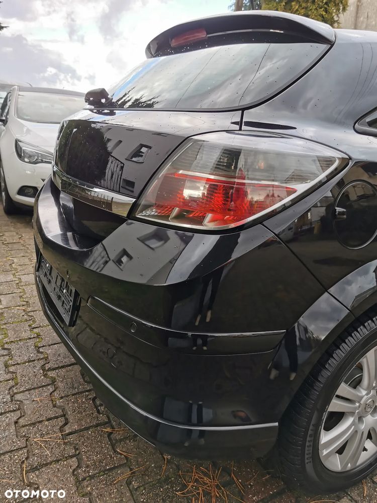Opel Astra III GTC 1.8 Sport - 31