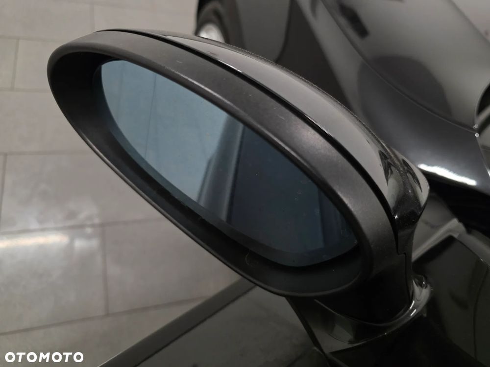 BMW Seria 1 120d - 19
