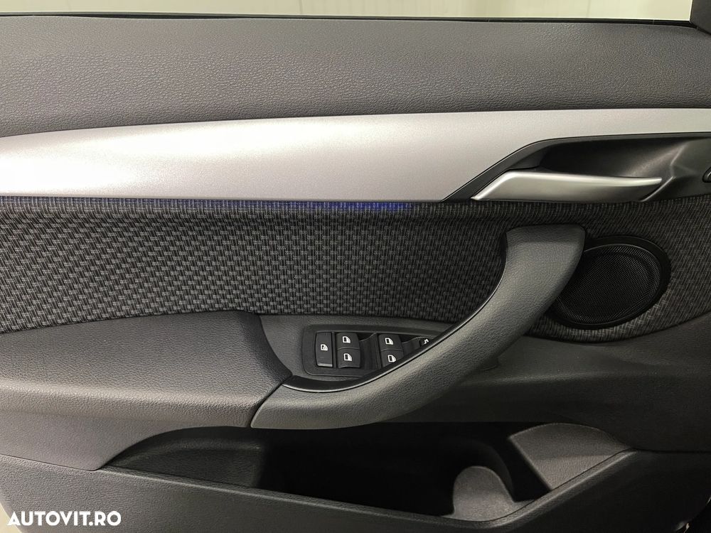 BMW X1 sDrive18d AT - 27