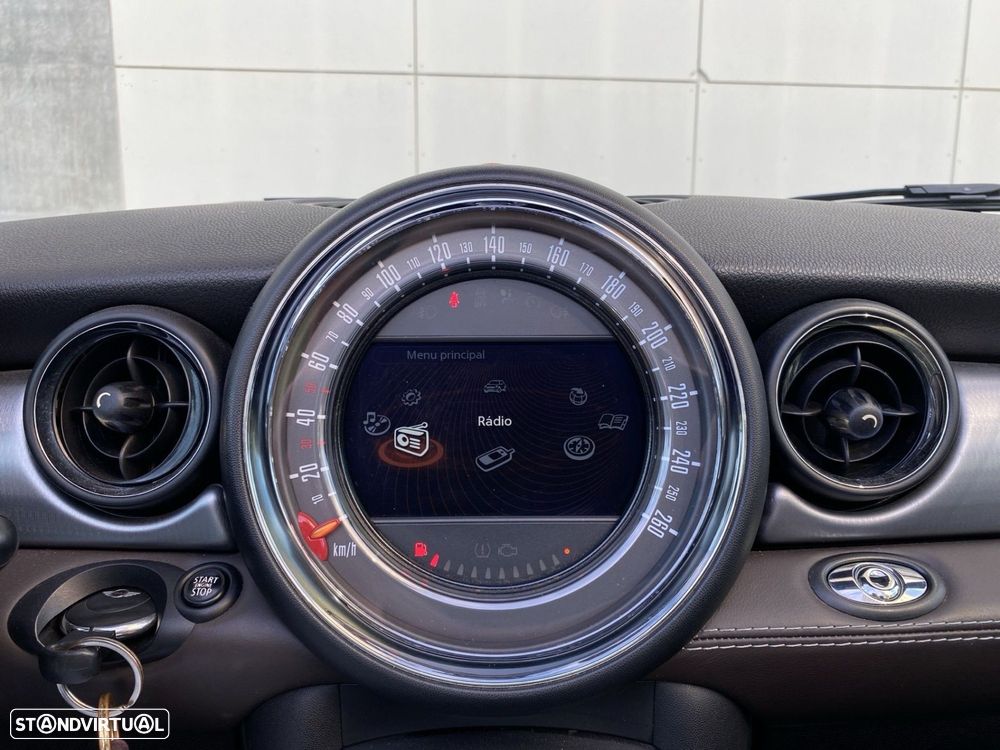 MINI Cabrio Cooper Auto - 8