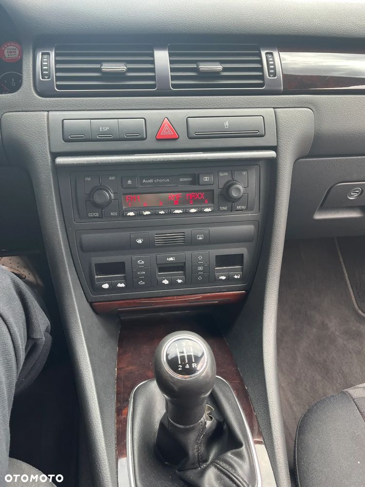Audi A6 Limousine 1.9 TDI - 12