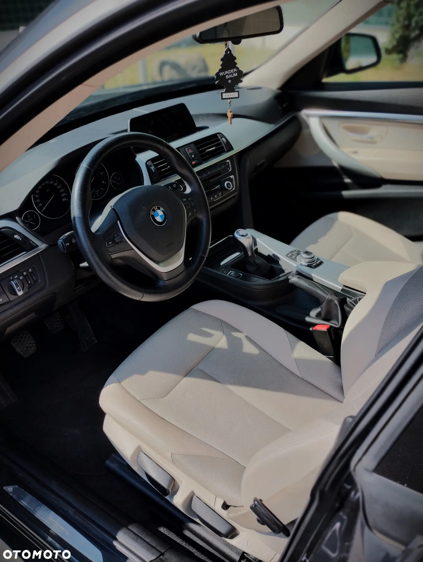 BMW 3GT 318d Modern Line - 11