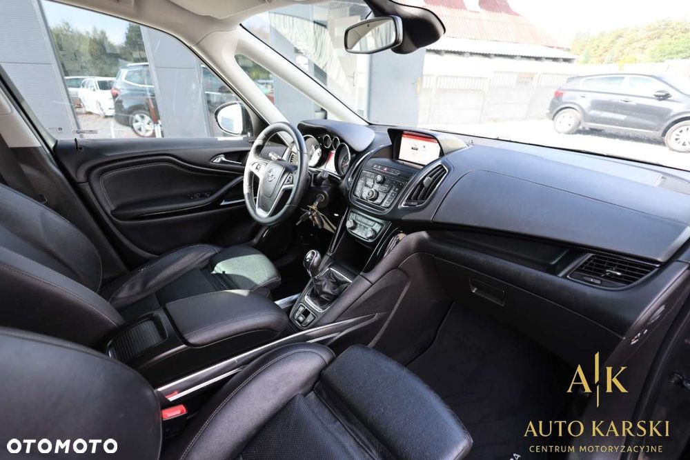 Opel Zafira - 35