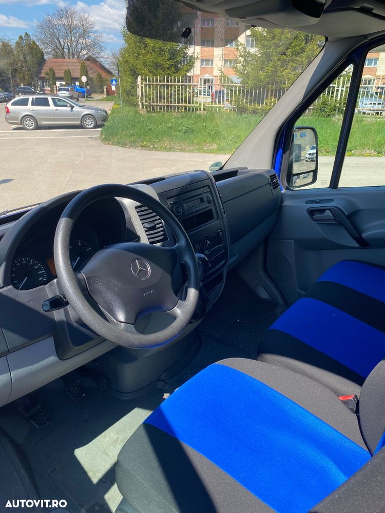Mercedes-Benz Sprinter - 14