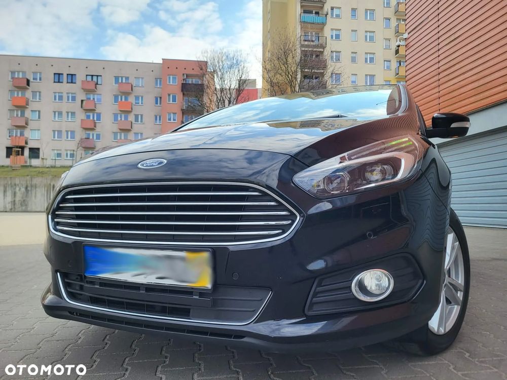 Ford S-Max 2.0 TDCi Titanium PowerShift - 4