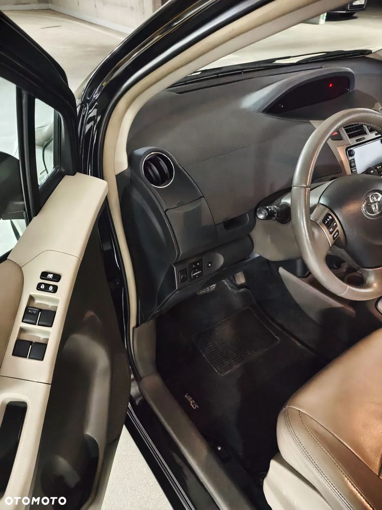 Toyota Yaris 1.33 VVT-i Multi Mode Executive - 12