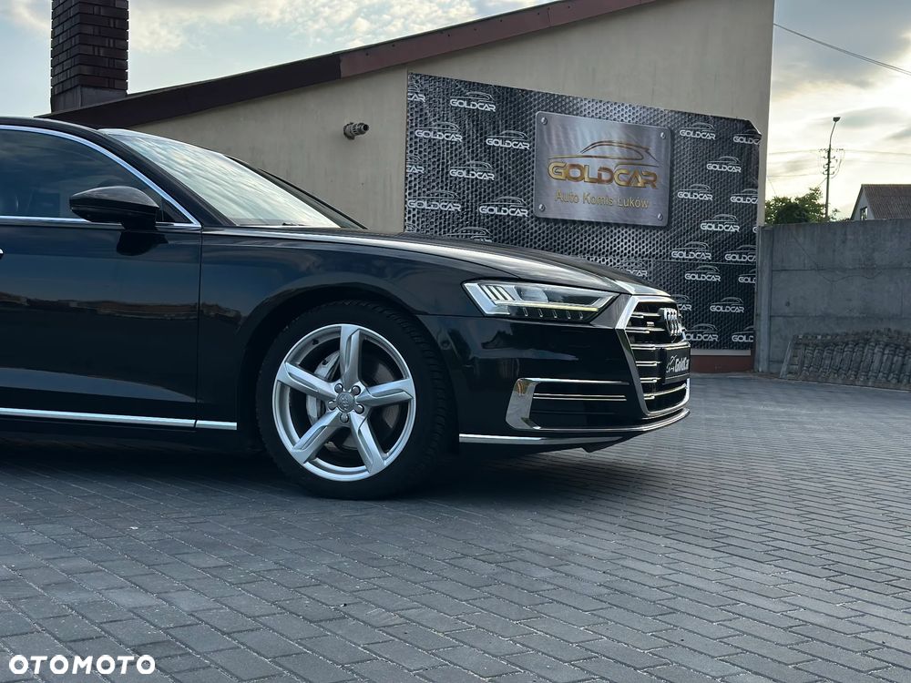 Audi A8 - 5