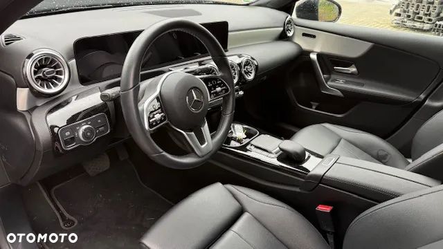 Mercedes-Benz Klasa A 200 Progressive 7G-DCT - 15