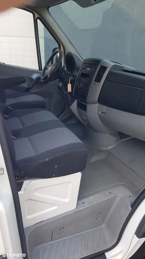 Volkswagen Crafter L2H2 2.5 TDI Klima - 11