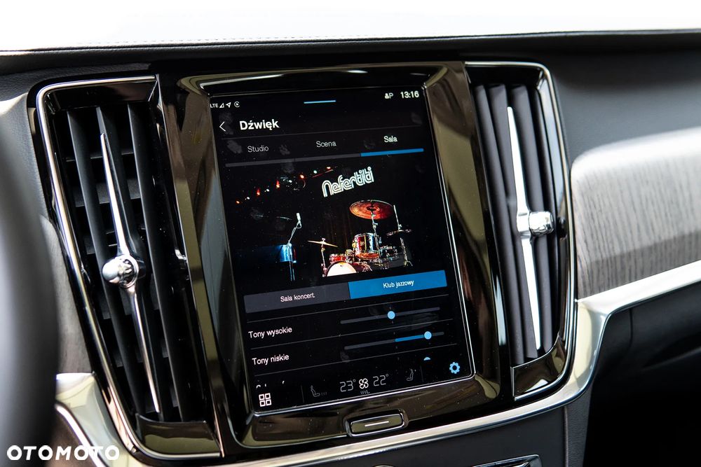 Volvo V90 Cross Country B5 D AWD Ultimate - 38