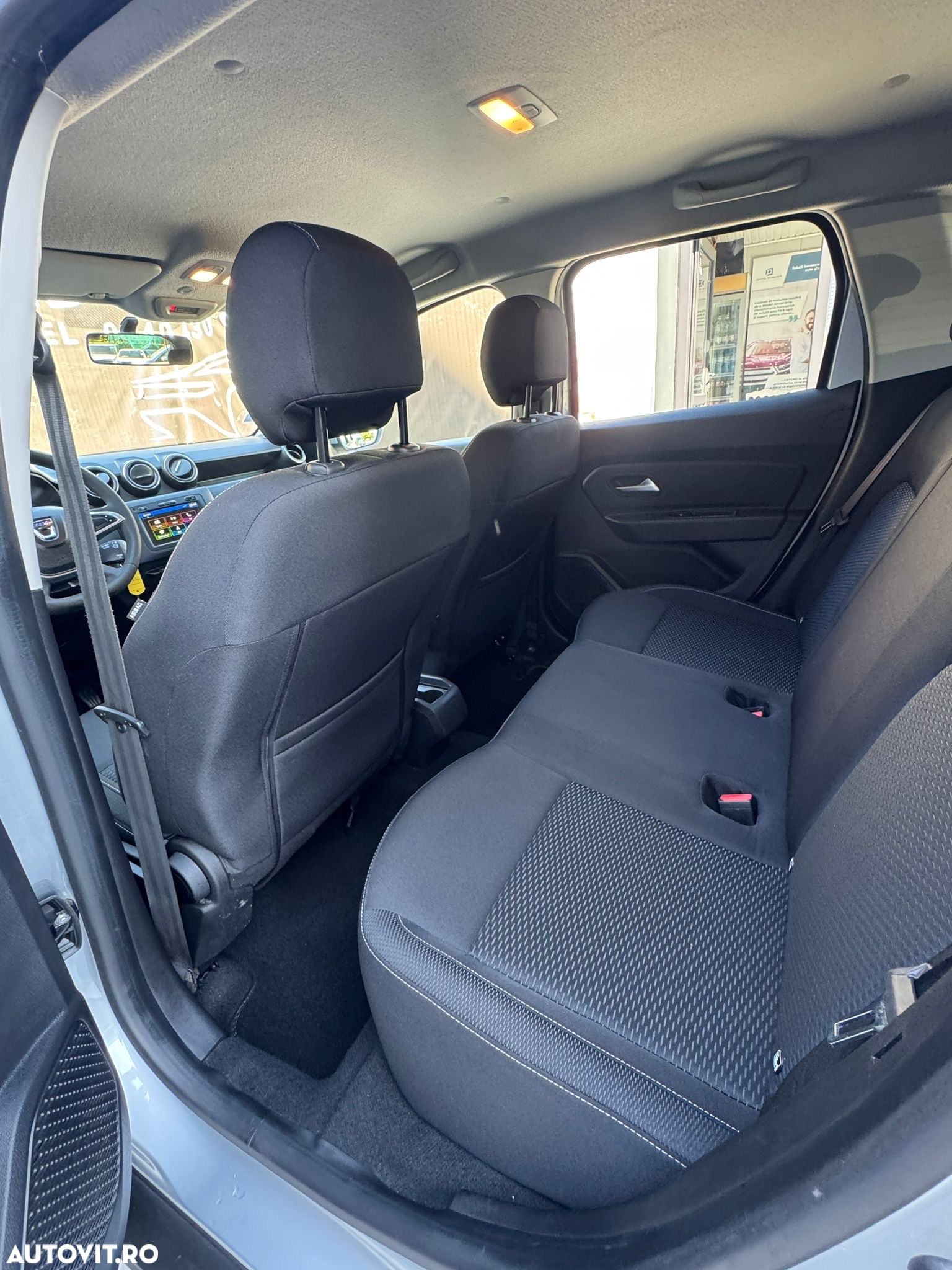 Dacia Duster 1.5 Blue dCi 4WD Comfort - 12