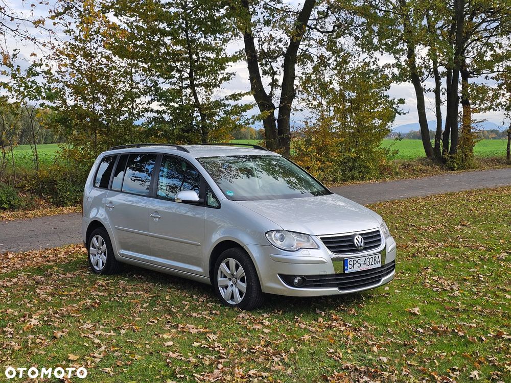 Volkswagen Touran 1.9 TDI Basis DSG - 13