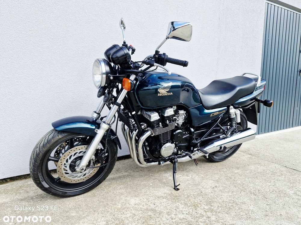 Honda CB - 3