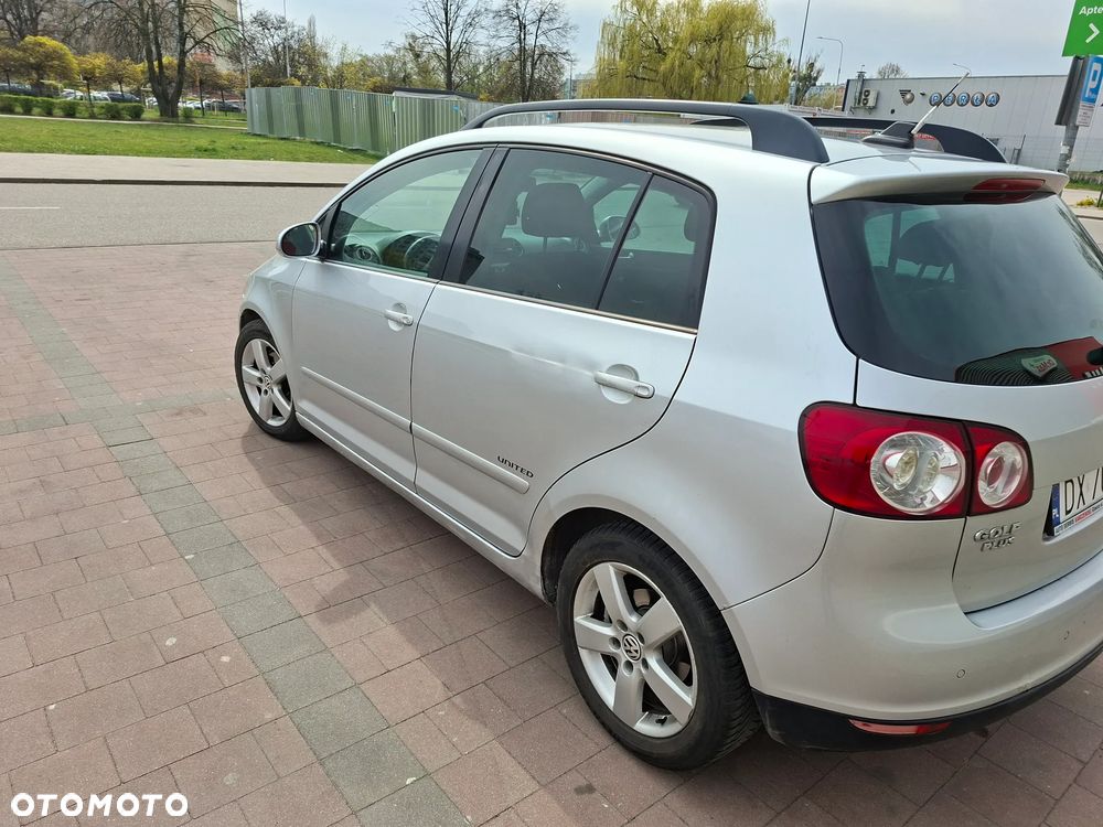 Volkswagen Golf Plus 2.0 TDI Comfortline - 3