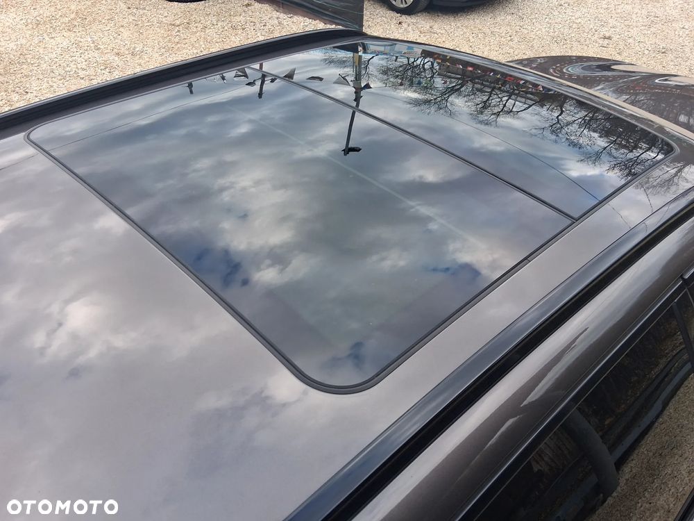 BMW Seria 5 520d Touring Sport-Aut - 39