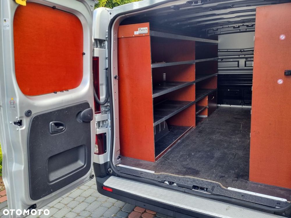 Renault Trafic Grand 2.0 dCi EDC - 8