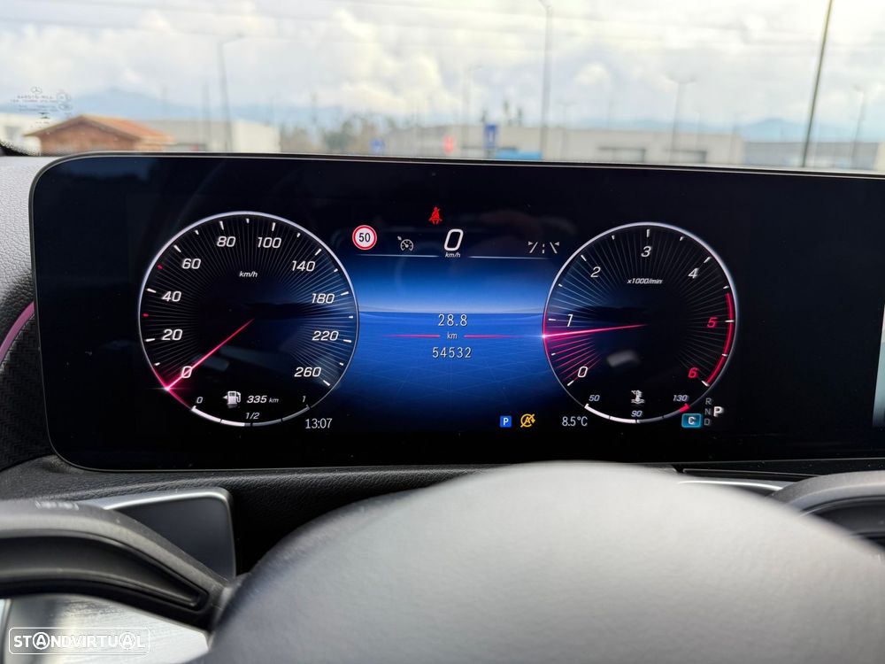 Mercedes-Benz GLB 180 d AMG Line - 15