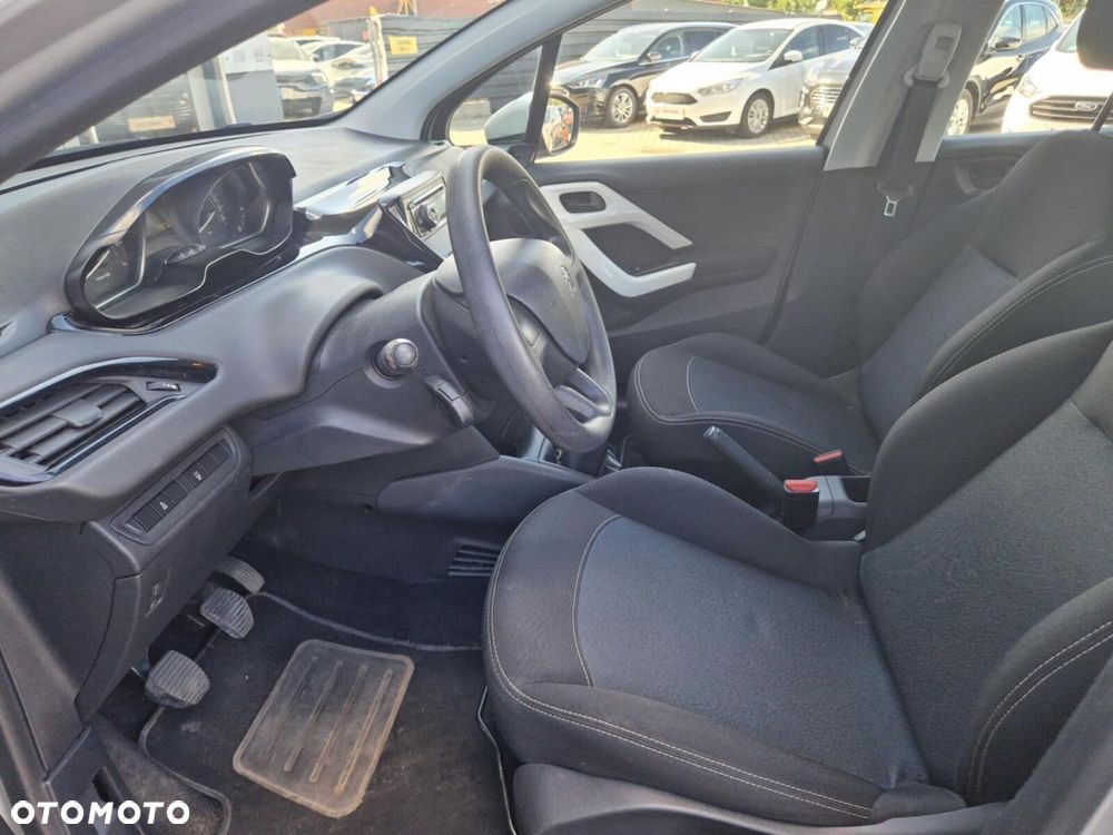 Peugeot 208 1.2 PureTech Active - 23