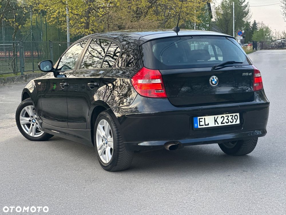 BMW Seria 1 - 18